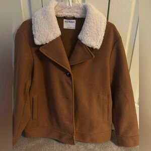NWOT. Old Navy Women's Tan Teddy Jacket button up with Cream Collar